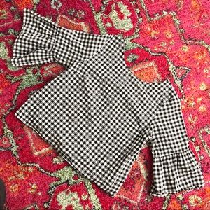 Universal Thread Gingham Bell Sleeve Top - M
